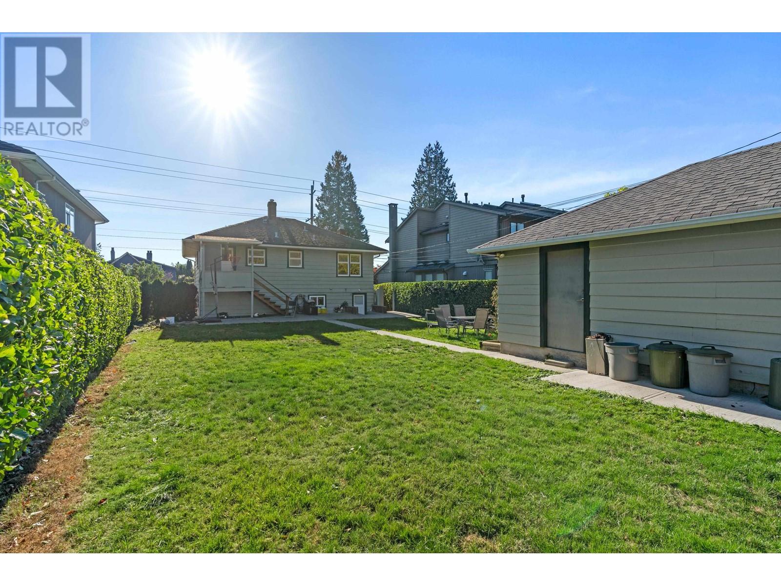 258 E 21st Street, North Vancouver, British Columbia  V7L 3B6 - Photo 24 - R2828745