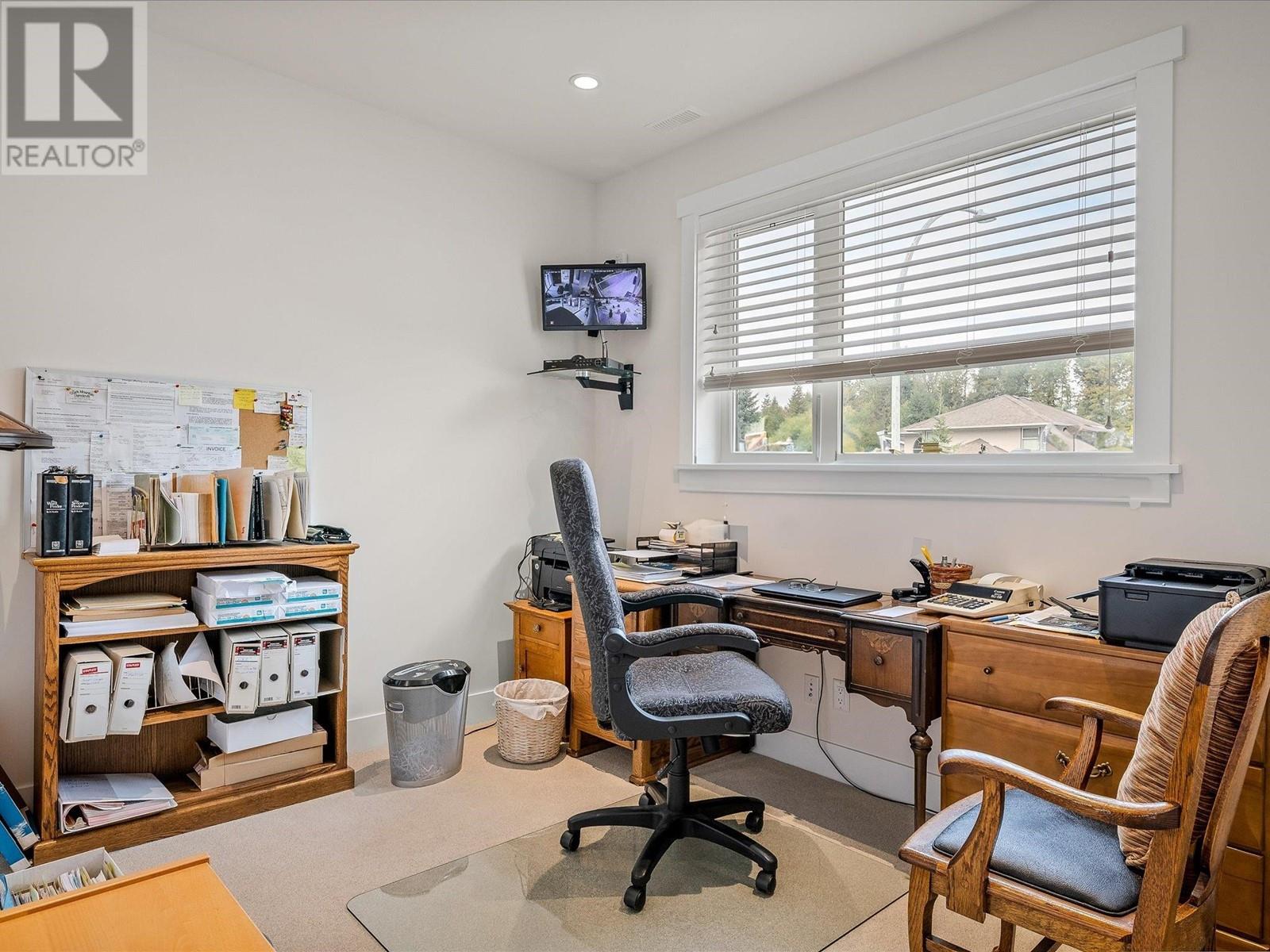 1661 Macdonald Place, Squamish, British Columbia  V0N 1H0 - Photo 15 - R2828749