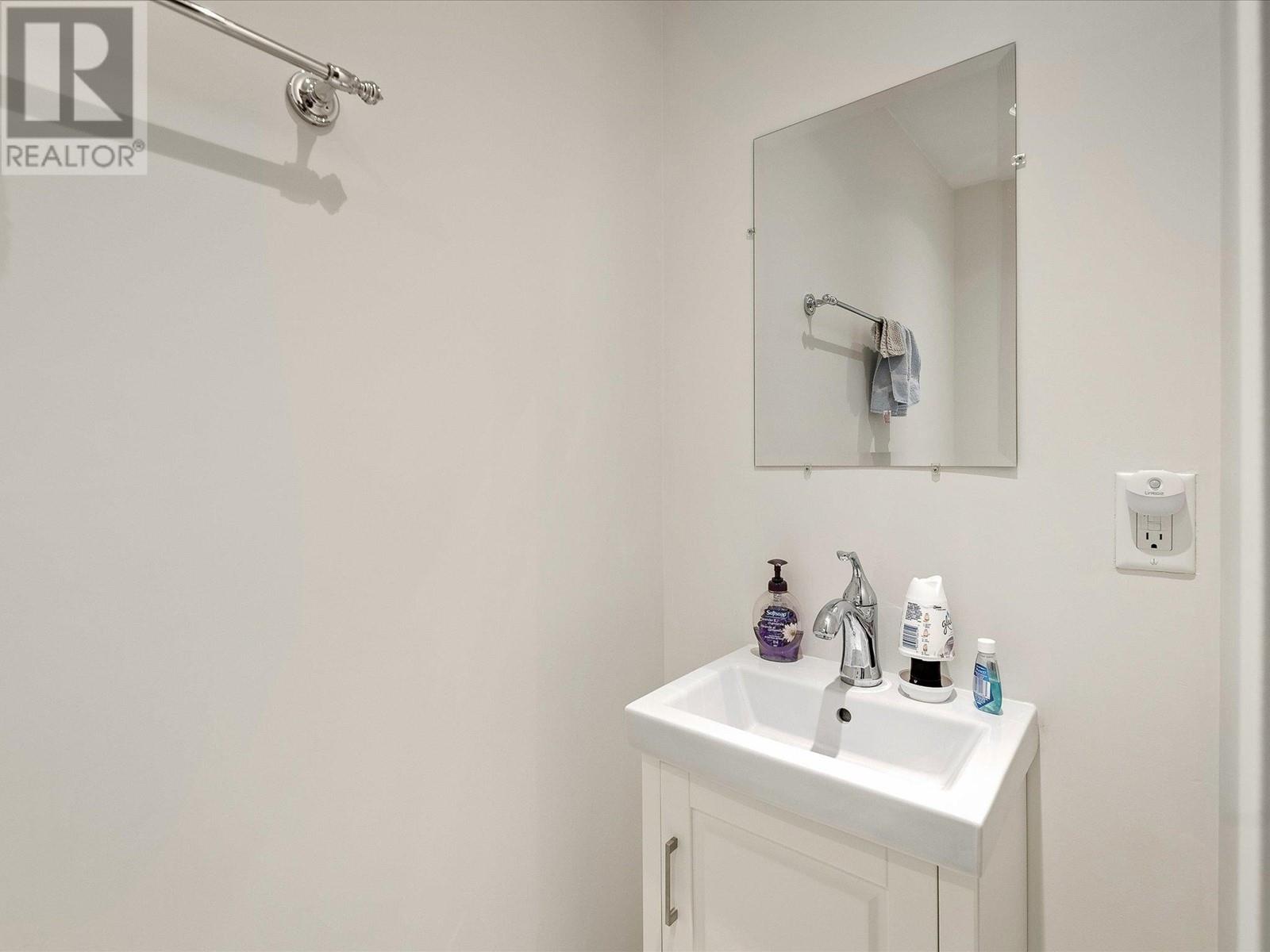 1661 Macdonald Place, Squamish, British Columbia  V0N 1H0 - Photo 24 - R2828749