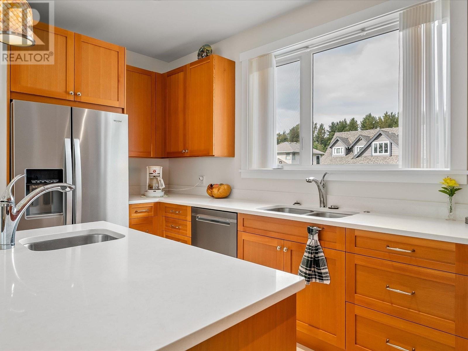 1661 Macdonald Place, Squamish, British Columbia  V0N 1H0 - Photo 3 - R2828749