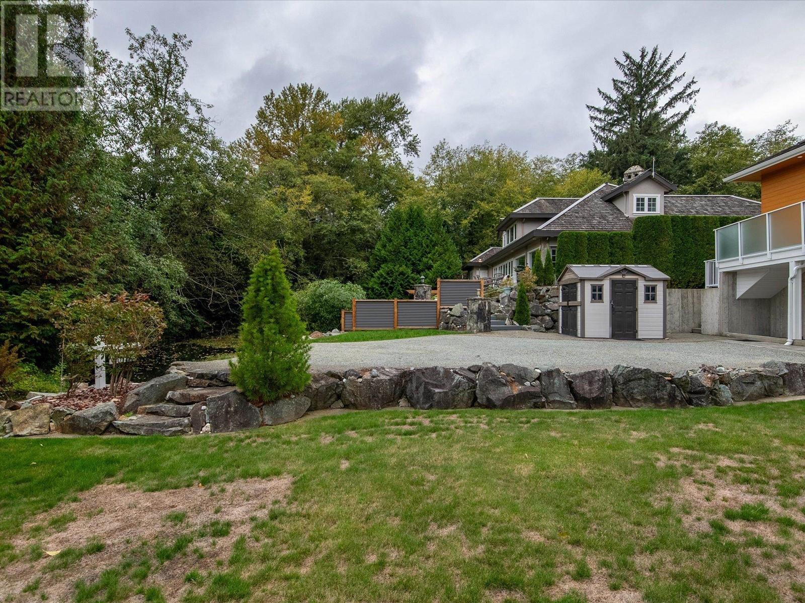 1661 Macdonald Place, Squamish, British Columbia  V0N 1H0 - Photo 33 - R2828749
