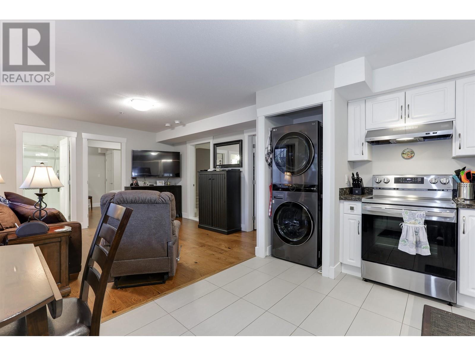 3968 Robin Place, Port Coquitlam, British Columbia  V3B 6R7 - Photo 37 - R2828754