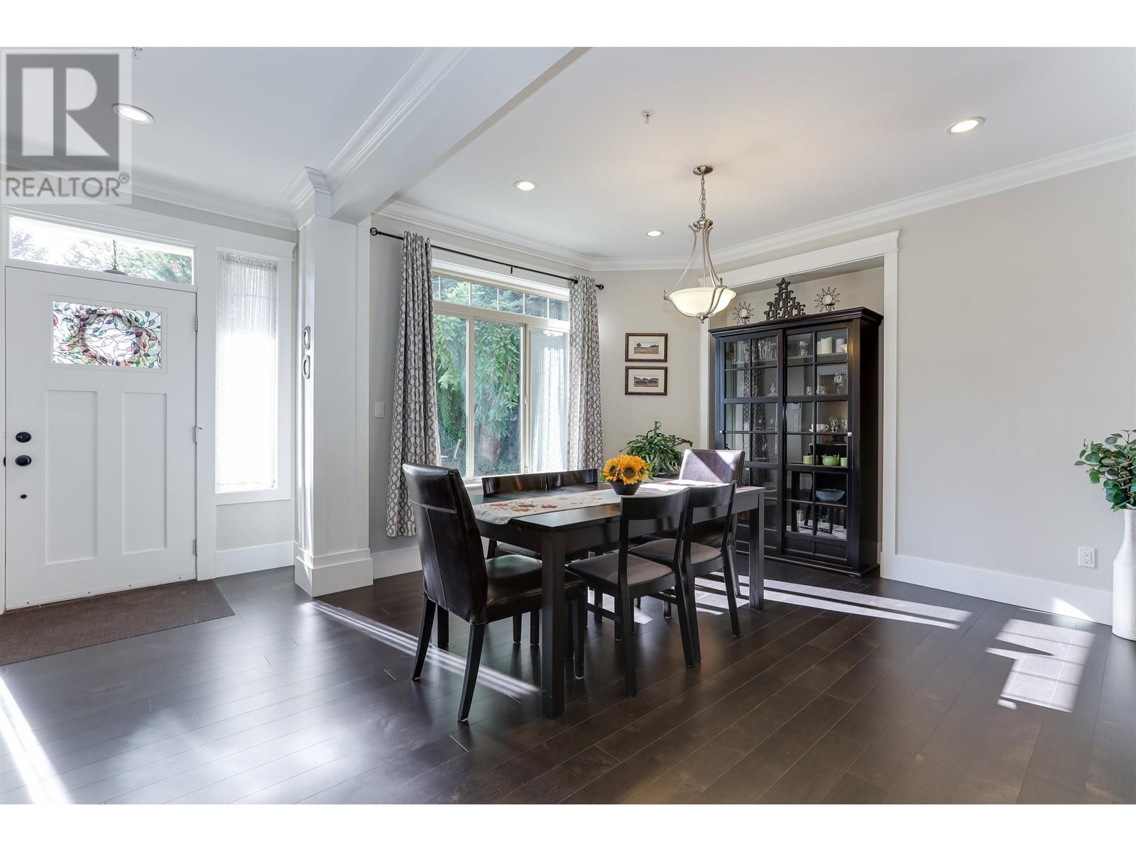 3968 Robin Place, Port Coquitlam, British Columbia  V3B 6R7 - Photo 4 - R2828754