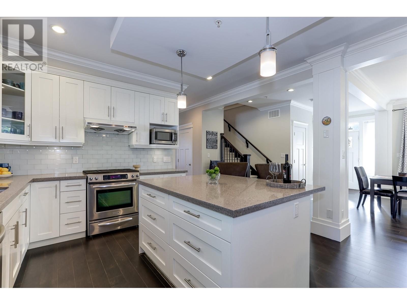 3968 Robin Place, Port Coquitlam, British Columbia  V3B 6R7 - Photo 7 - R2828754