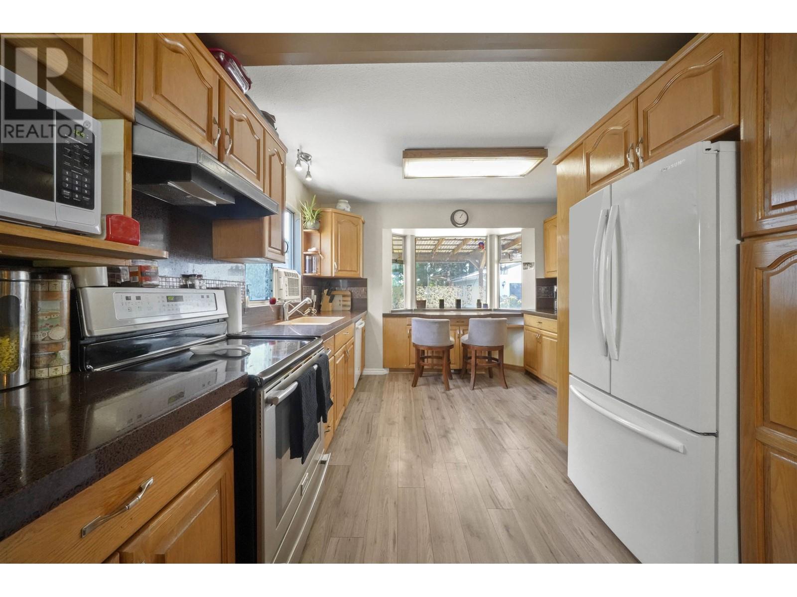 21486 121 Avenue, Maple Ridge, British Columbia  V2X 3S4 - Photo 17 - R2828760