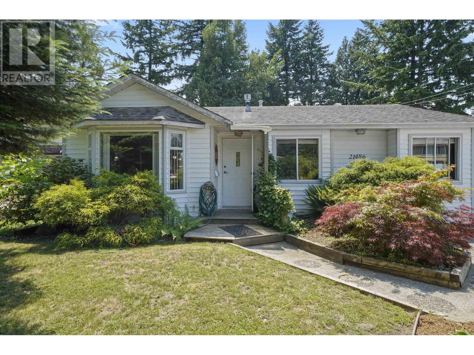 21486 121 Avenue, Maple Ridge, British Columbia  V2X 3S4 - Photo 2 - R2828760