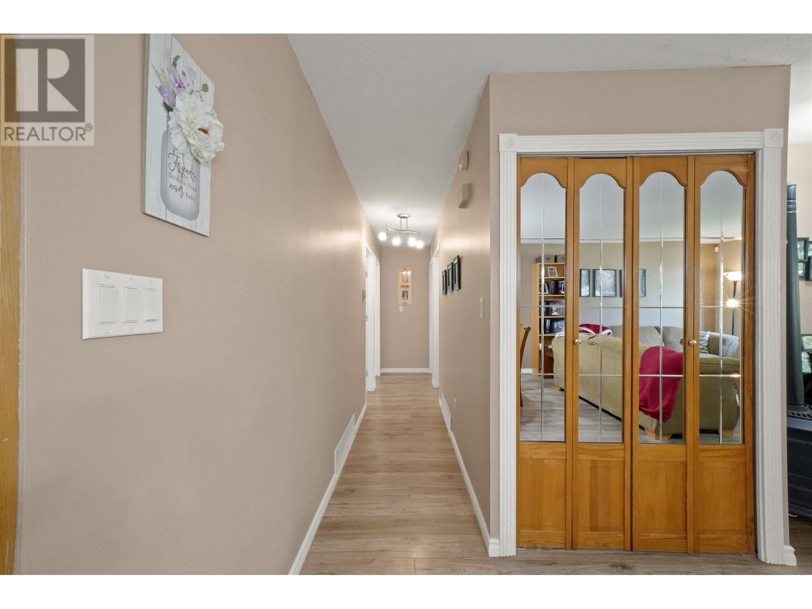 21486 121 Avenue, Maple Ridge, British Columbia  V2X 3S4 - Photo 9 - R2828760