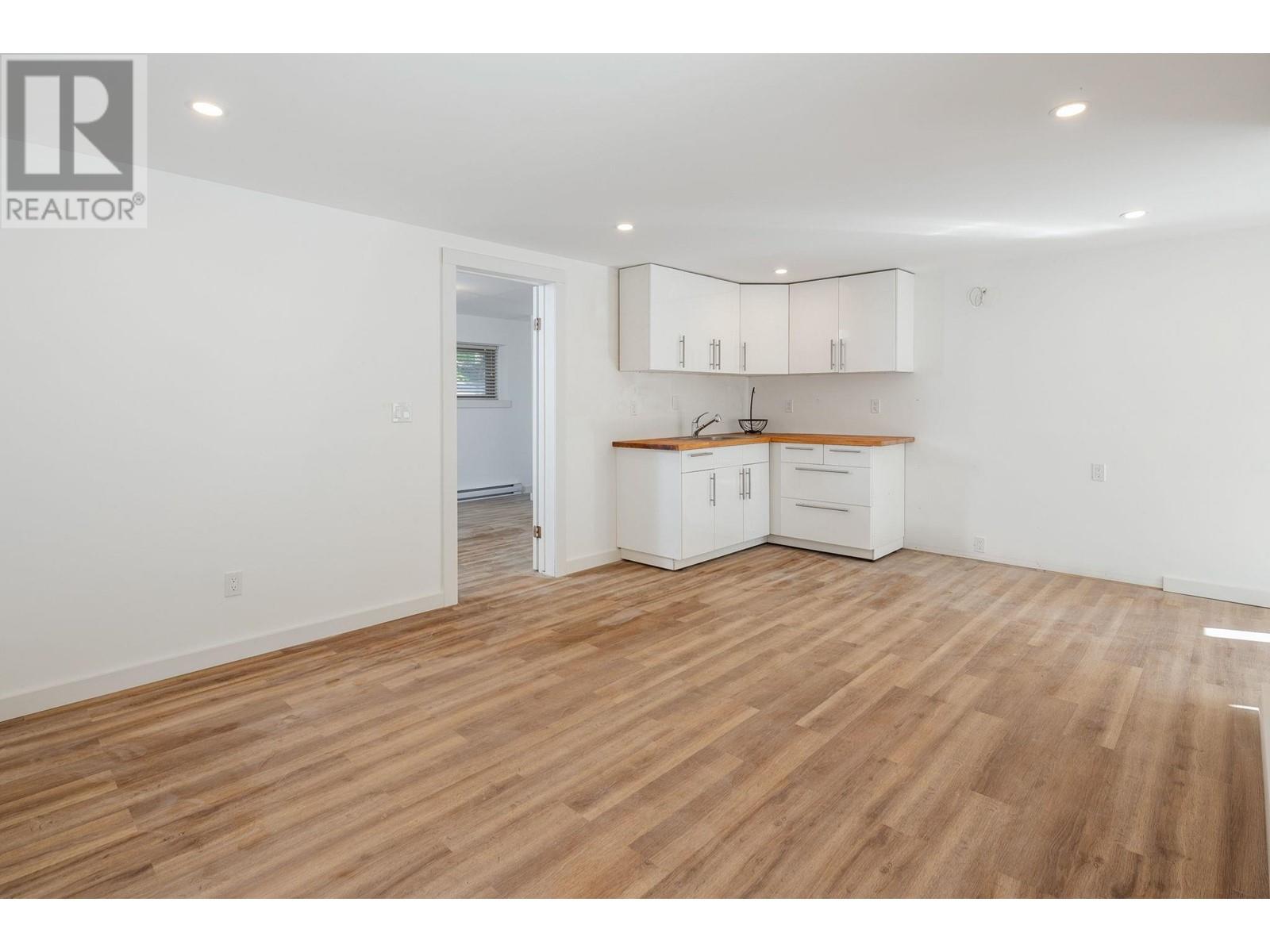 1547 Grandview Road, Gibsons, British Columbia  V0N 1V5 - Photo 30 - R2828776