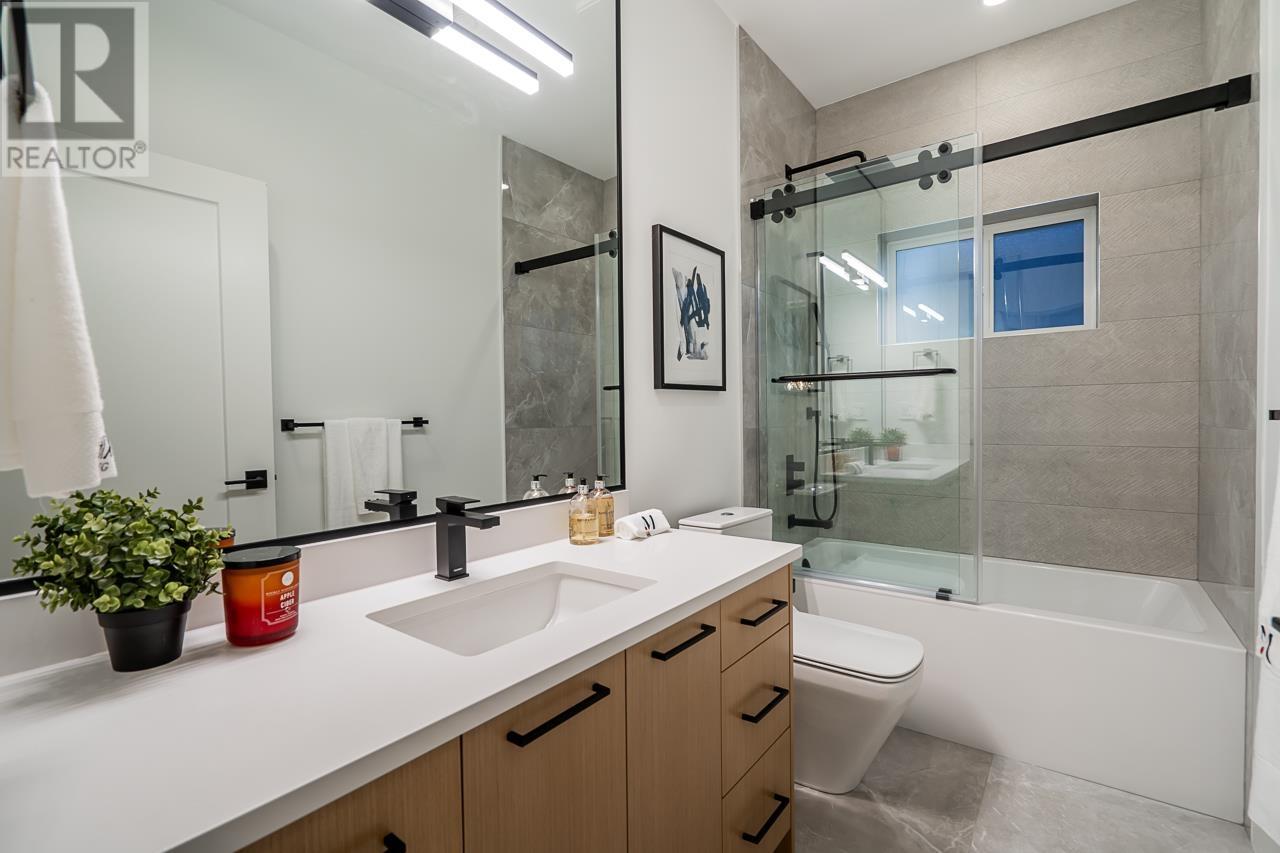 4850 Ross Street, Vancouver, British Columbia  V5V 4V2 - Photo 12 - R2828236