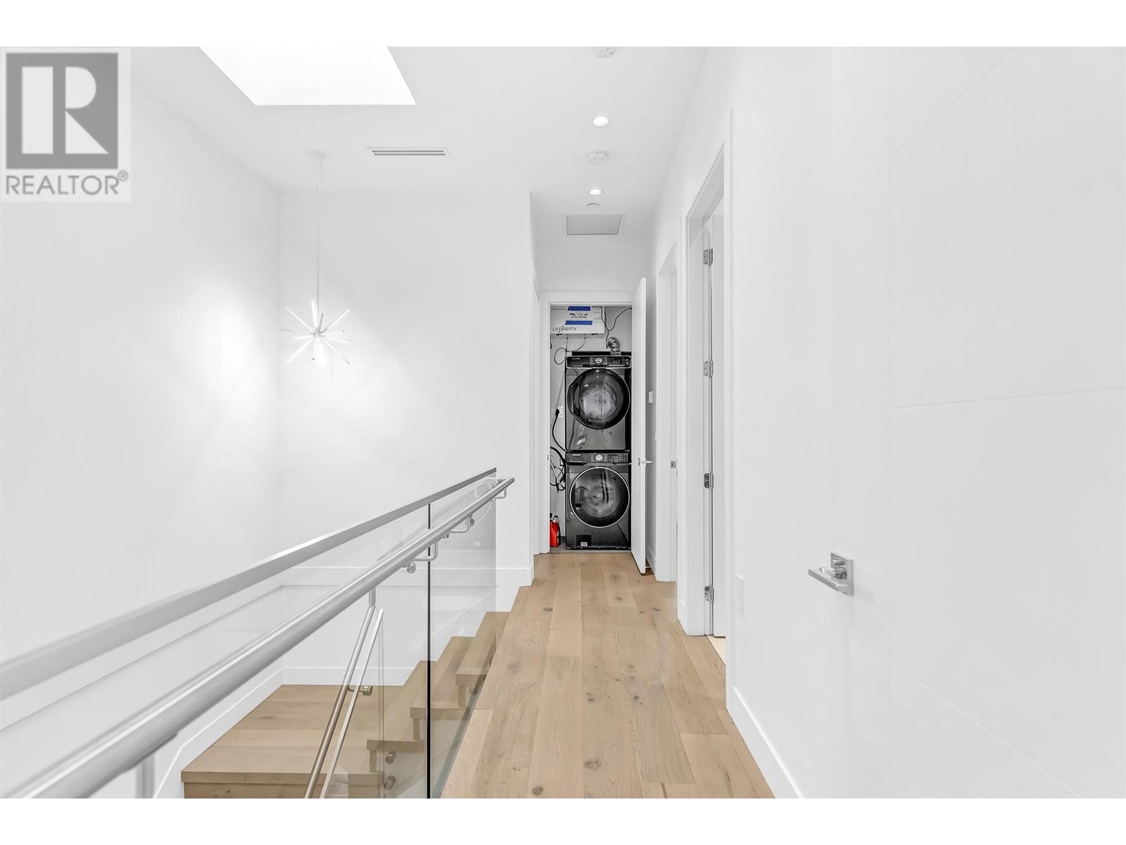 28 E 19th Avenue, Vancouver, British Columbia  V5V 1H7 - Photo 32 - R2828580