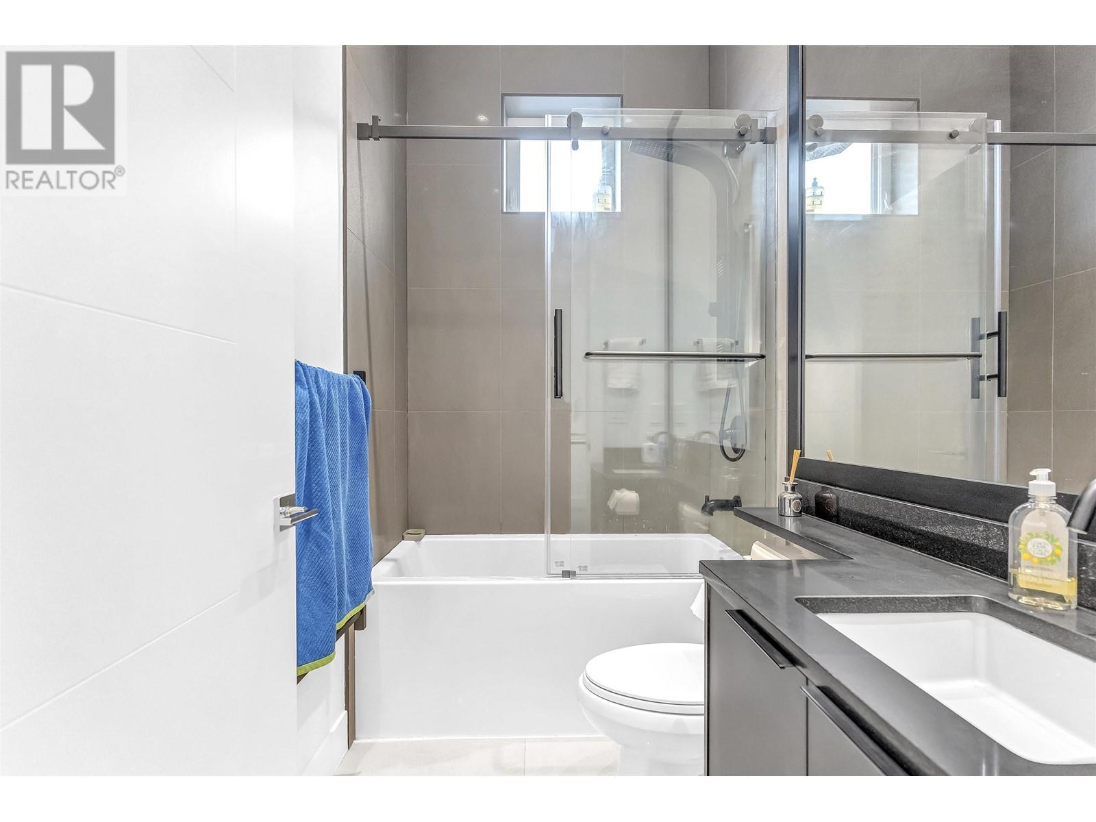 28 E 19th Avenue, Vancouver, British Columbia  V5V 1H7 - Photo 30 - R2828580