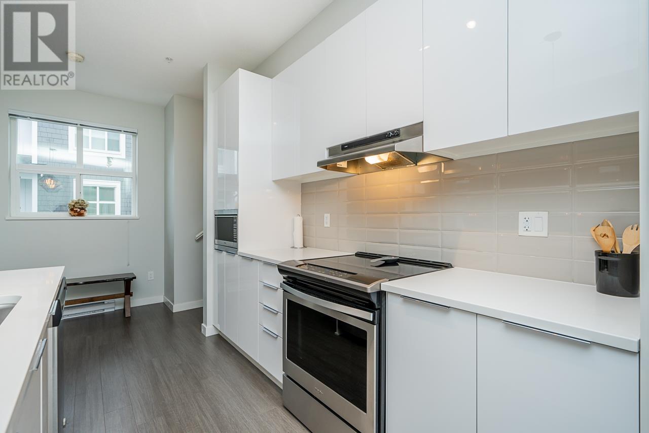 1201 11295 Pazarena Place, Maple Ridge, British Columbia  V2X 4K9 - Photo 11 - R2828098