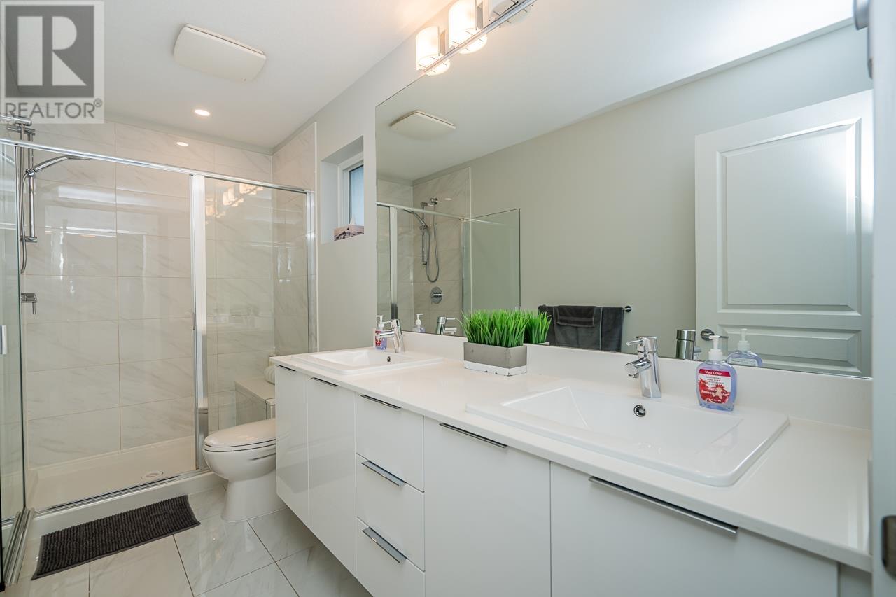 1201 11295 Pazarena Place, Maple Ridge, British Columbia  V2X 4K9 - Photo 25 - R2828098