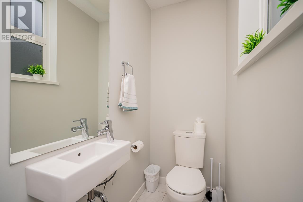 1201 11295 Pazarena Place, Maple Ridge, British Columbia  V2X 4K9 - Photo 19 - R2828098