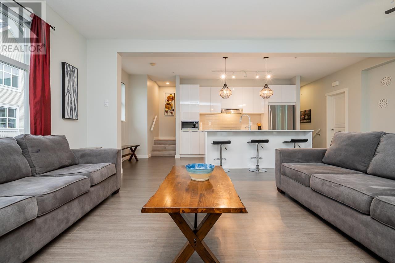 1201 11295 Pazarena Place, Maple Ridge, British Columbia  V2X 4K9 - Photo 17 - R2828098