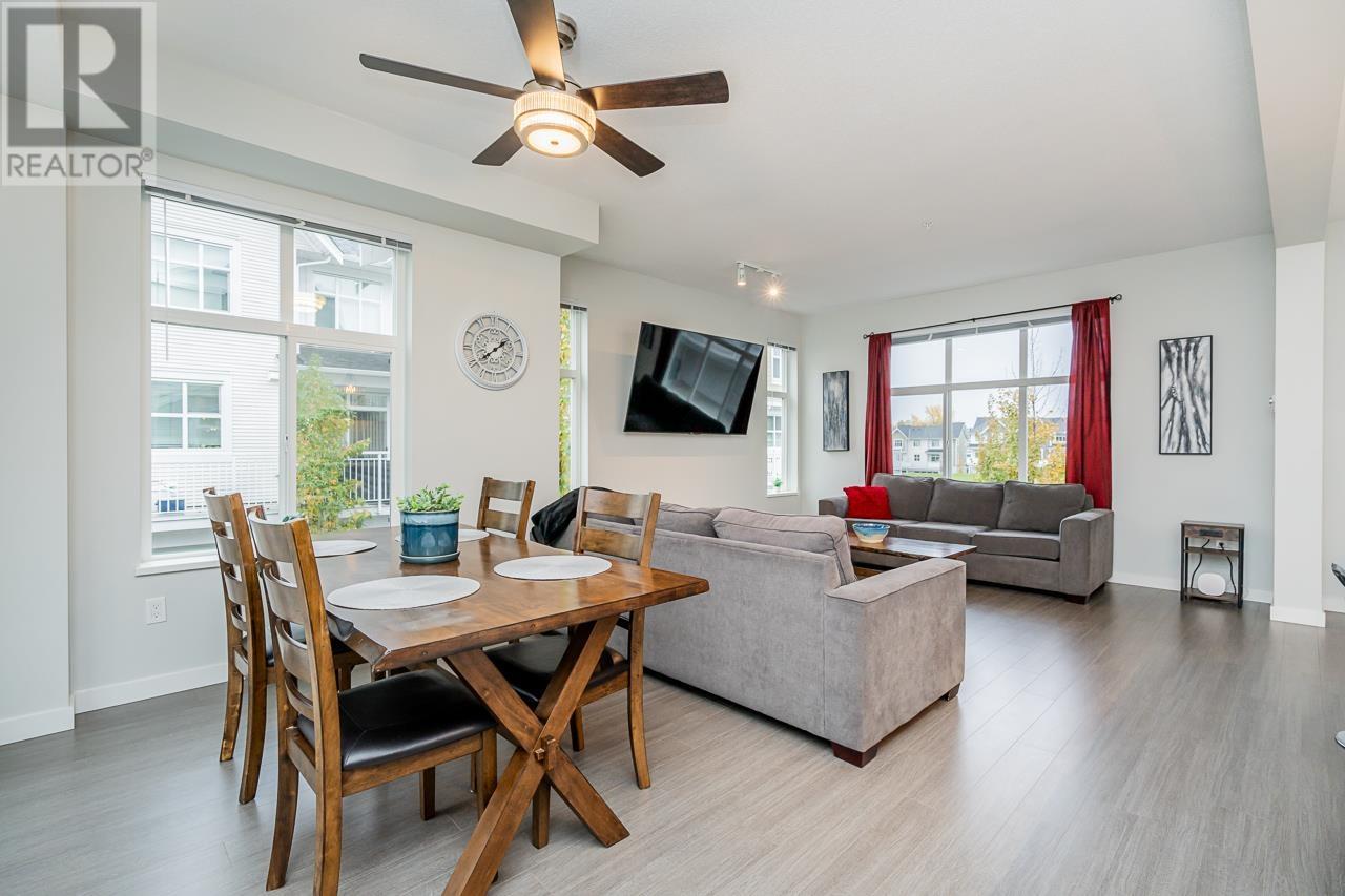 1201 11295 Pazarena Place, Maple Ridge, British Columbia  V2X 4K9 - Photo 13 - R2828098