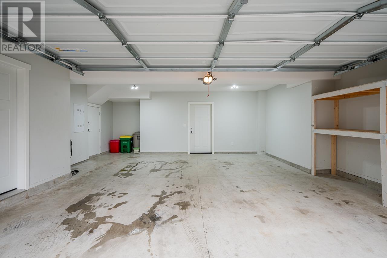 1201 11295 Pazarena Place, Maple Ridge, British Columbia  V2X 4K9 - Photo 33 - R2828098