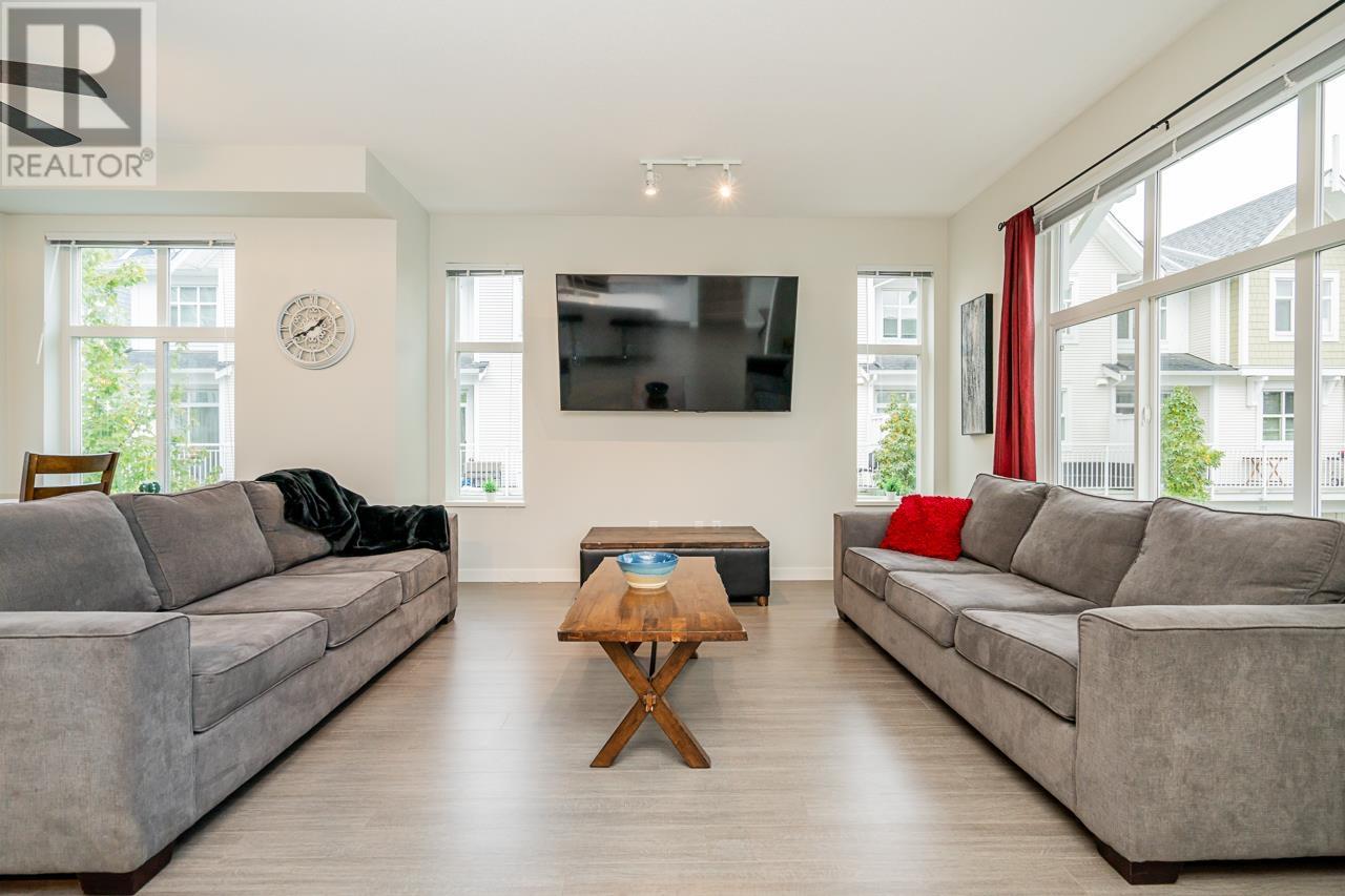 1201 11295 Pazarena Place, Maple Ridge, British Columbia  V2X 4K9 - Photo 16 - R2828098