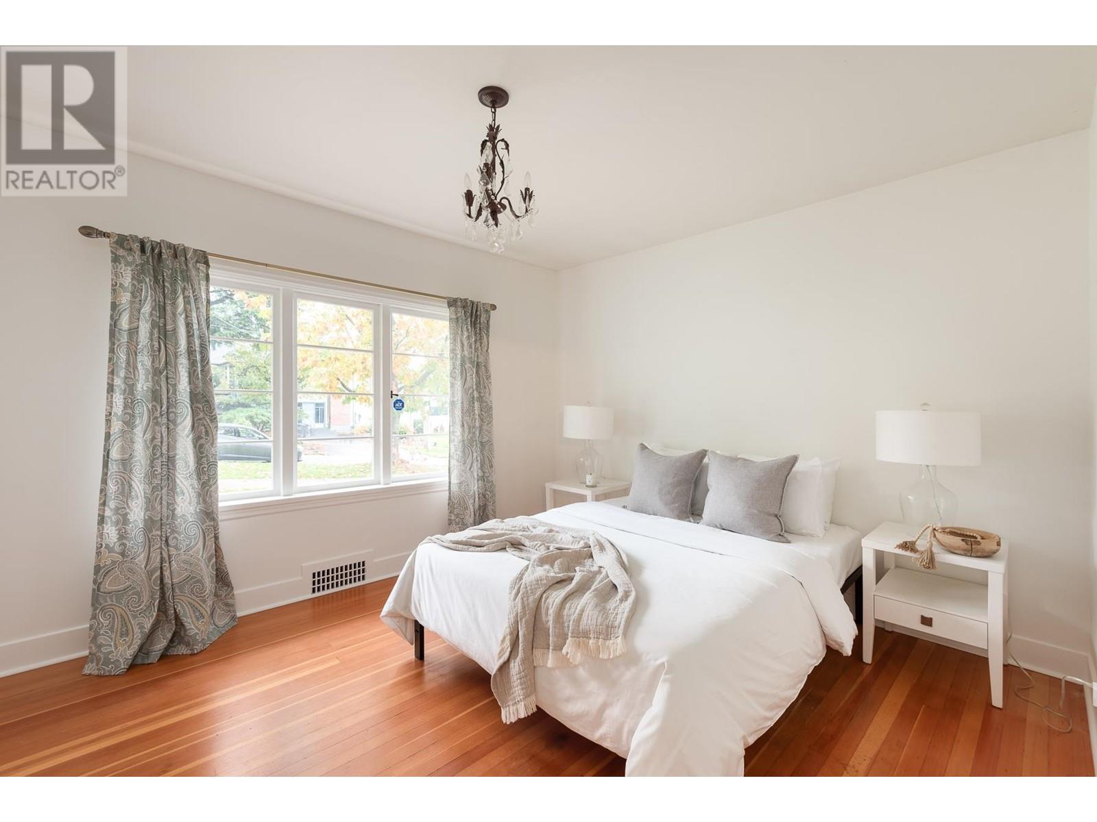 720 Nineteenth Street, New Westminster, British Columbia  V3M 4V2 - Photo 12 - R2827756