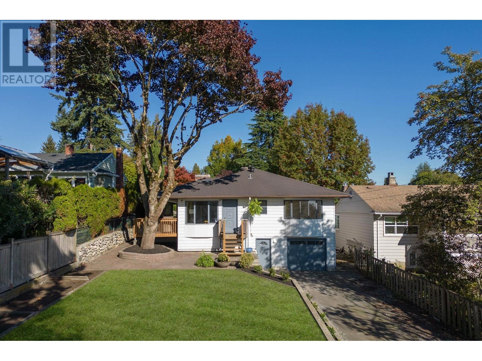 720 Nineteenth Street, New Westminster, British Columbia  V3M 4V2 - Photo 31 - R2827756