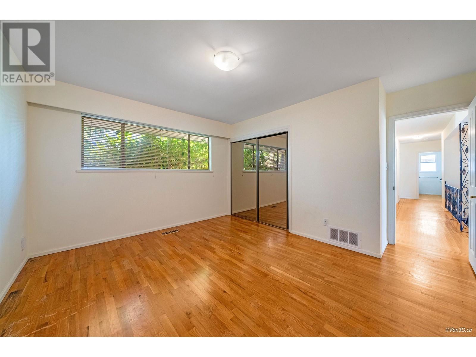 4297 Delbrook Avenue, North Vancouver, British Columbia  V7N 4A4 - Photo 14 - R2828532