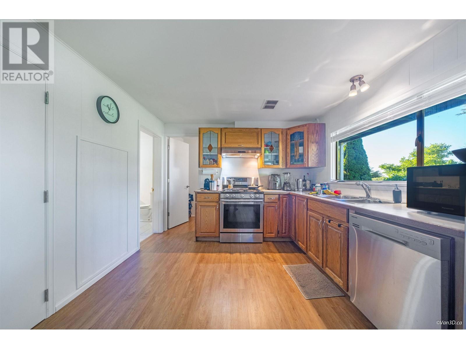 4297 Delbrook Avenue, North Vancouver, British Columbia  V7N 4A4 - Photo 20 - R2828532