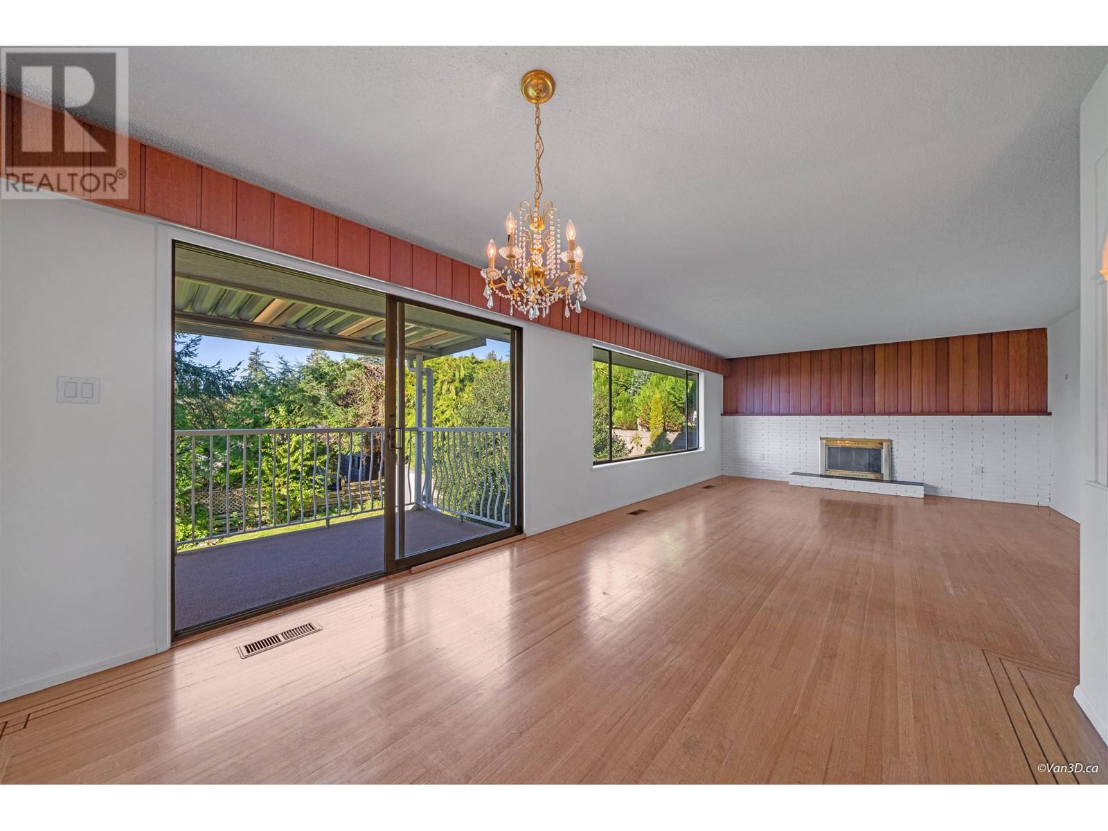 4297 Delbrook Avenue, North Vancouver, British Columbia  V7N 4A4 - Photo 7 - R2828532