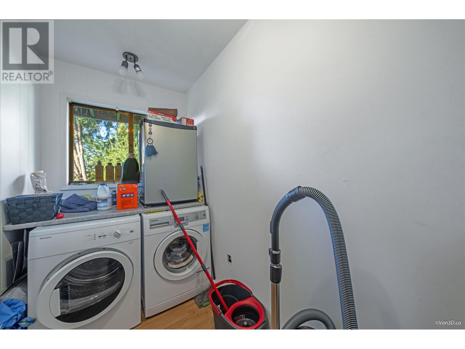 4297 Delbrook Avenue, North Vancouver, British Columbia  V7N 4A4 - Photo 30 - R2828532