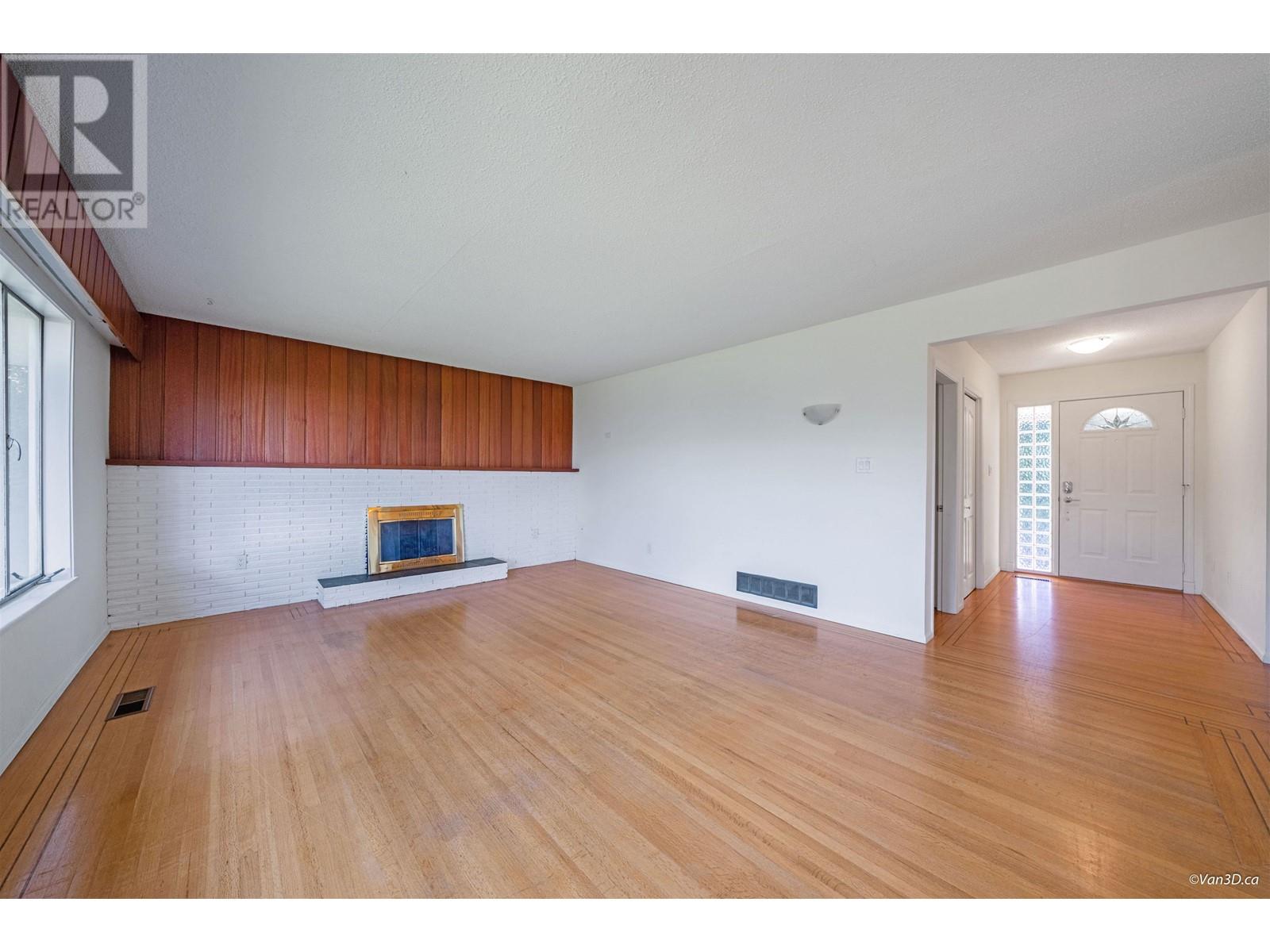 4297 Delbrook Avenue, North Vancouver, British Columbia  V7N 4A4 - Photo 10 - R2828532