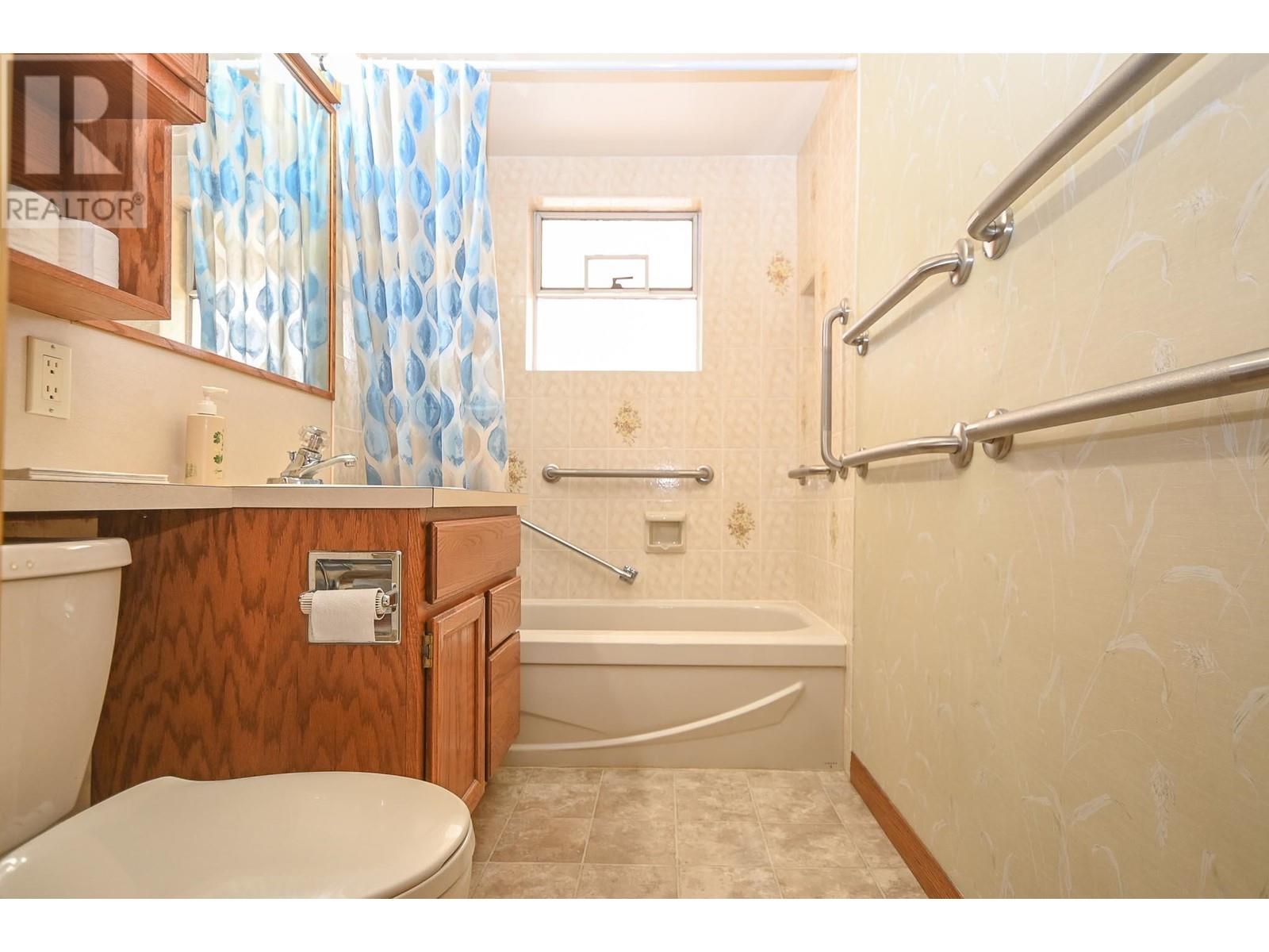 5226 Hoy Street, Vancouver, British Columbia  V5R 4P1 - Photo 11 - R2828712