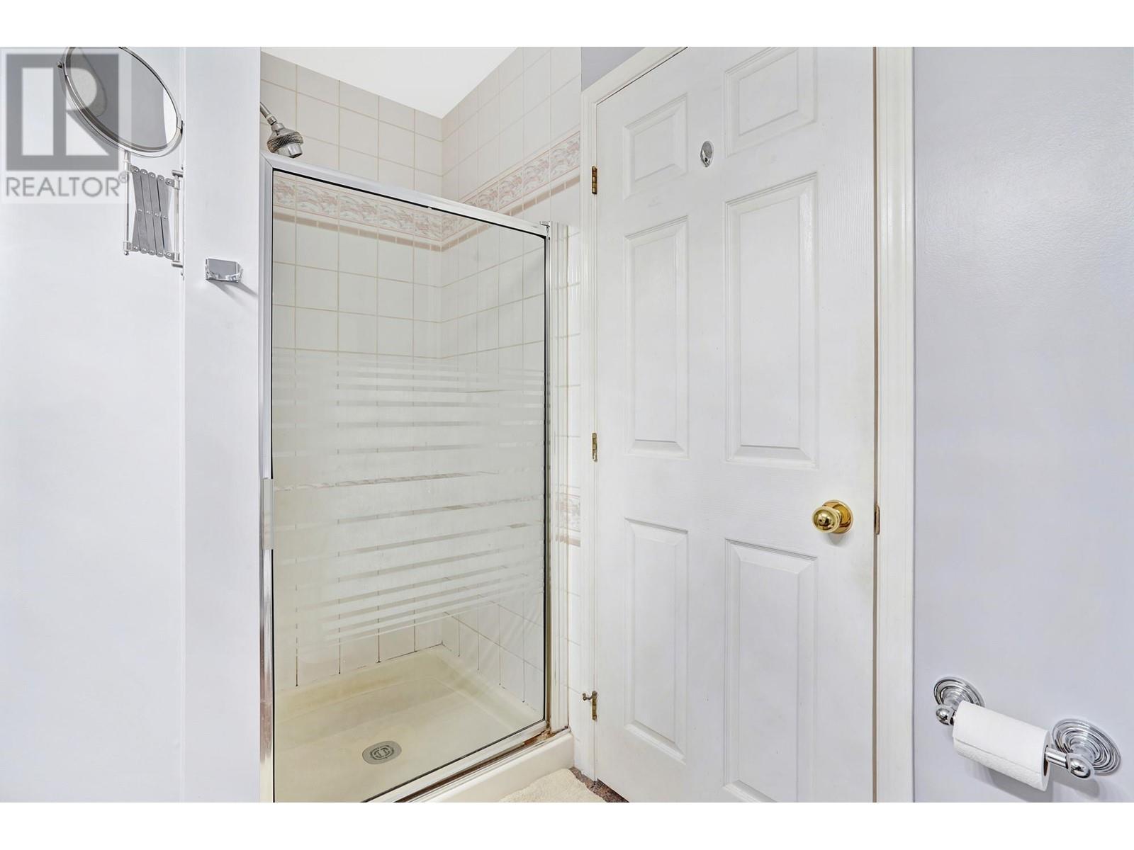 1305 Brunette Avenue, Coquitlam, British Columbia  V3K 1G6 - Photo 10 - R2828779