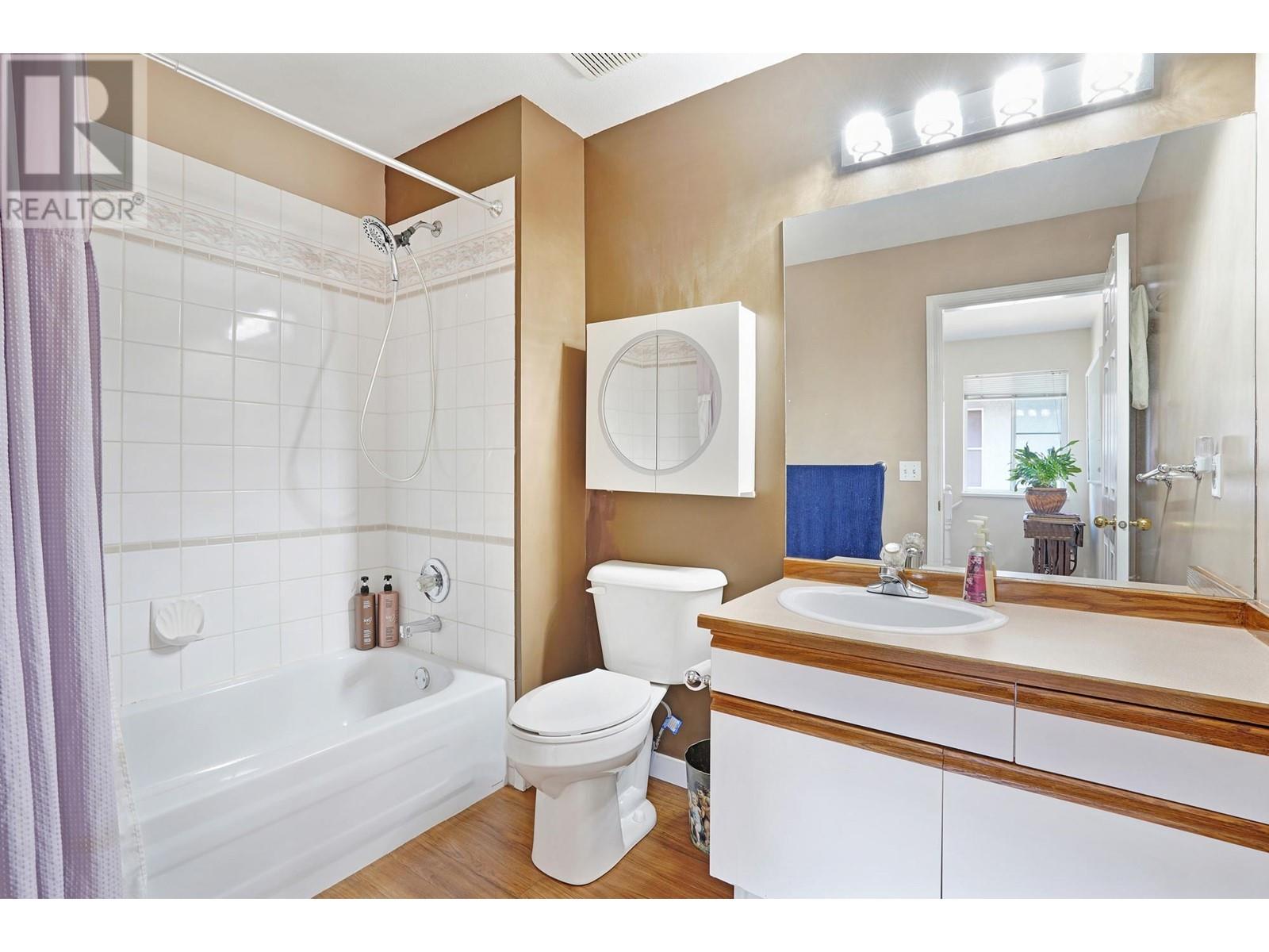 1305 Brunette Avenue, Coquitlam, British Columbia  V3K 1G6 - Photo 15 - R2828779