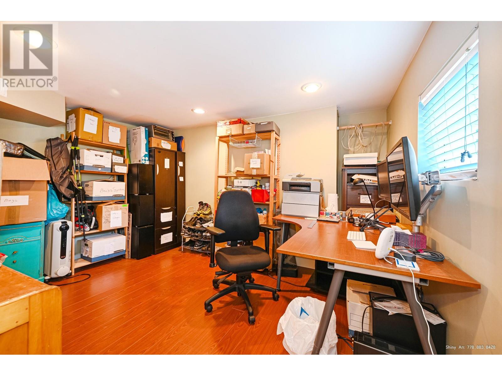 261 E Osborne Road, North Vancouver, British Columbia  V7N 1M2 - Photo 31 - R2828819