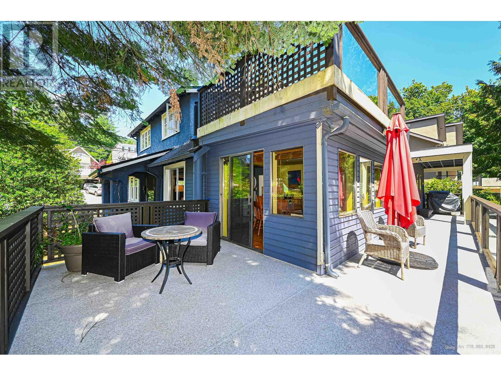 261 E Osborne Road, North Vancouver, British Columbia  V7N 1M2 - Photo 9 - R2828819