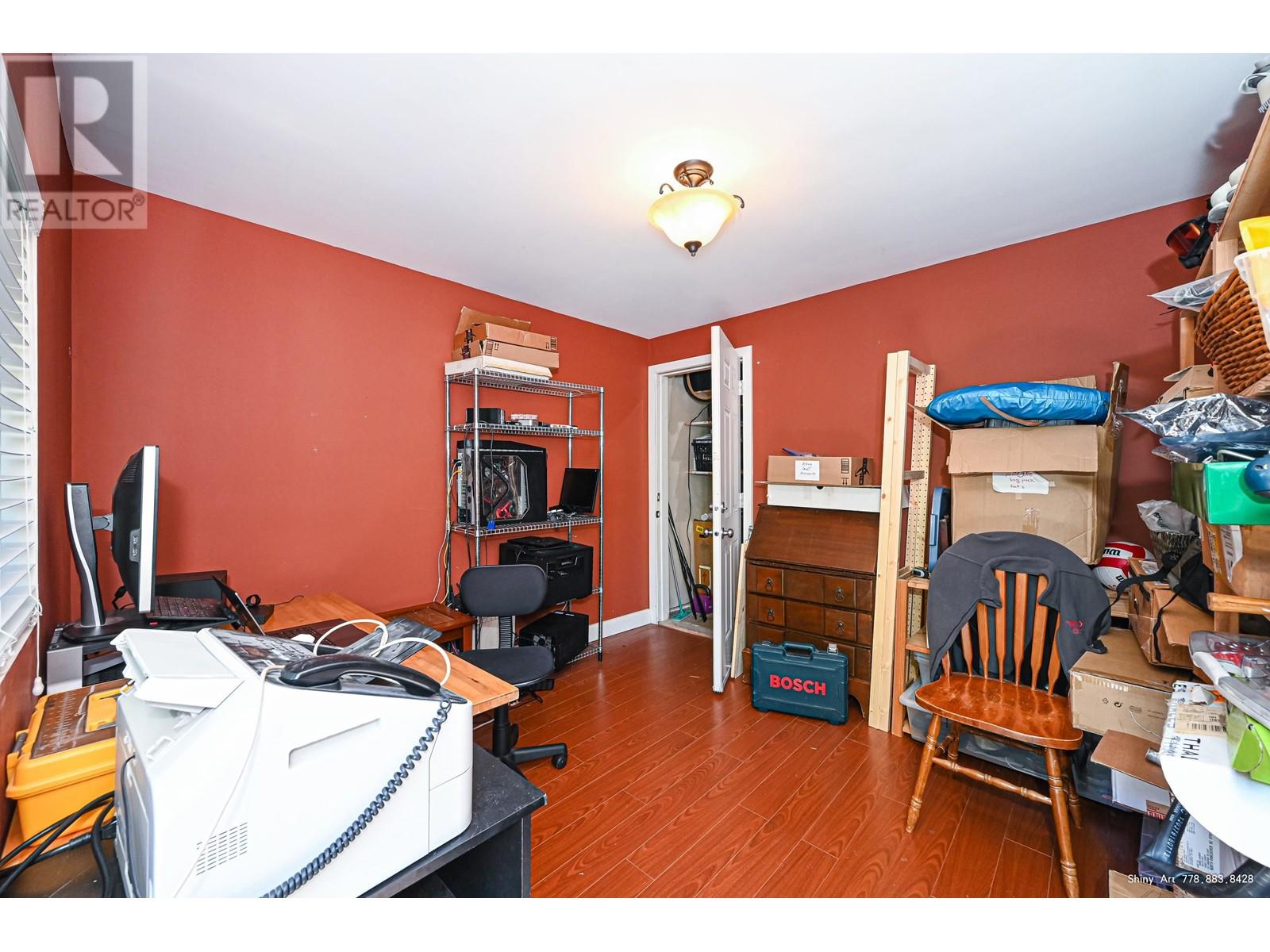 261 E Osborne Road, North Vancouver, British Columbia  V7N 1M2 - Photo 32 - R2828819