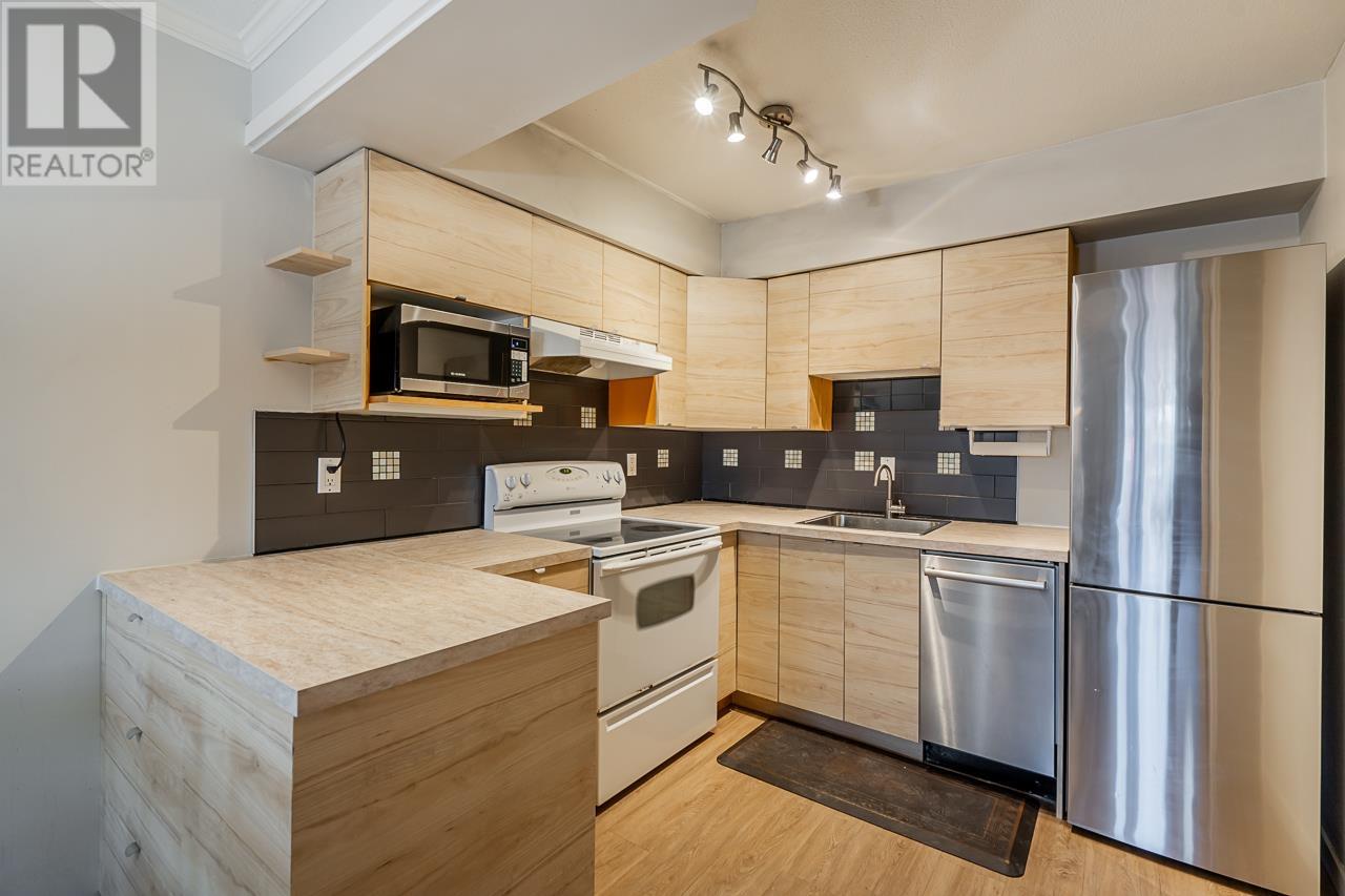 103 1169 Eighth Avenue, New Westminster, British Columbia  V3M 2R7 - Photo 17 - R2828484