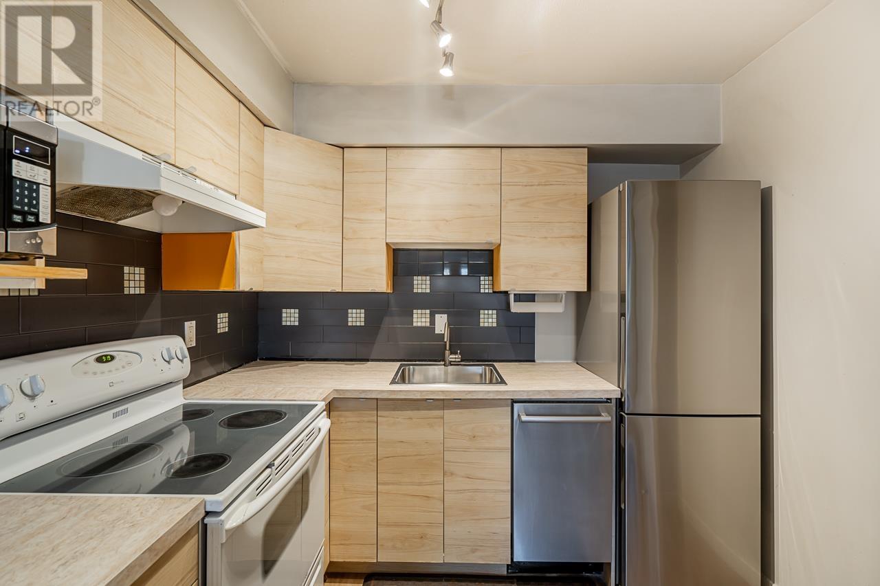 103 1169 Eighth Avenue, New Westminster, British Columbia  V3M 2R7 - Photo 18 - R2828484