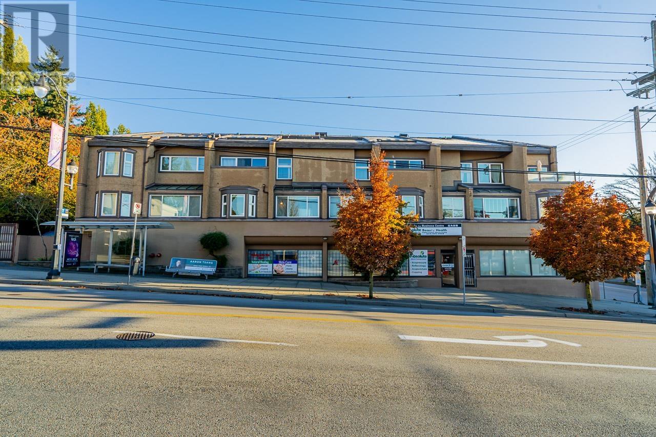 103 1169 Eighth Avenue, New Westminster, British Columbia  V3M 2R7 - Photo 1 - R2828484