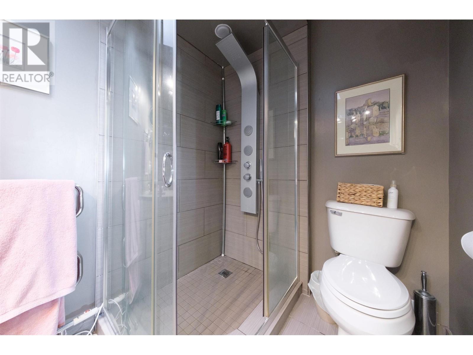 2 2206 Folkestone Way, West Vancouver, British Columbia  V7S 2X7 - Photo 19 - R2828472
