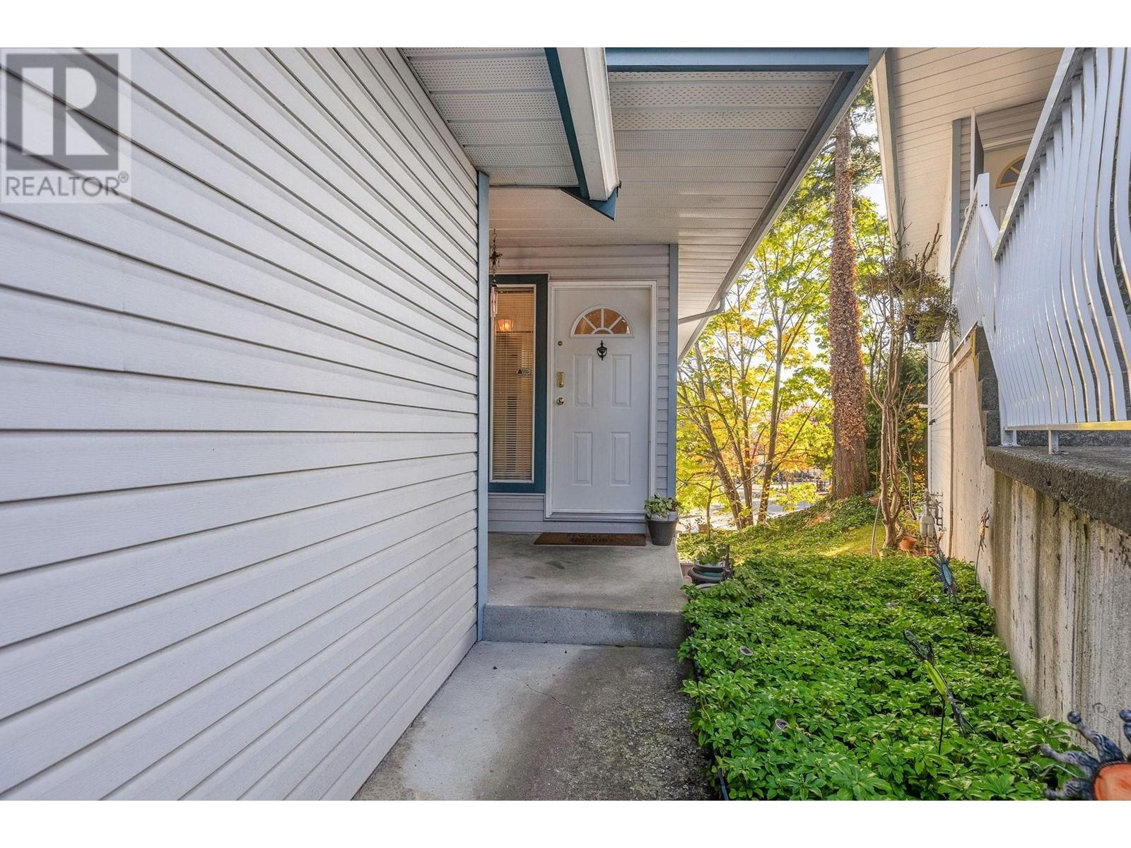 2 1355 Citadel Drive, Port Coquitlam, British Columbia  V3C 5X6 - Photo 3 - R2828719