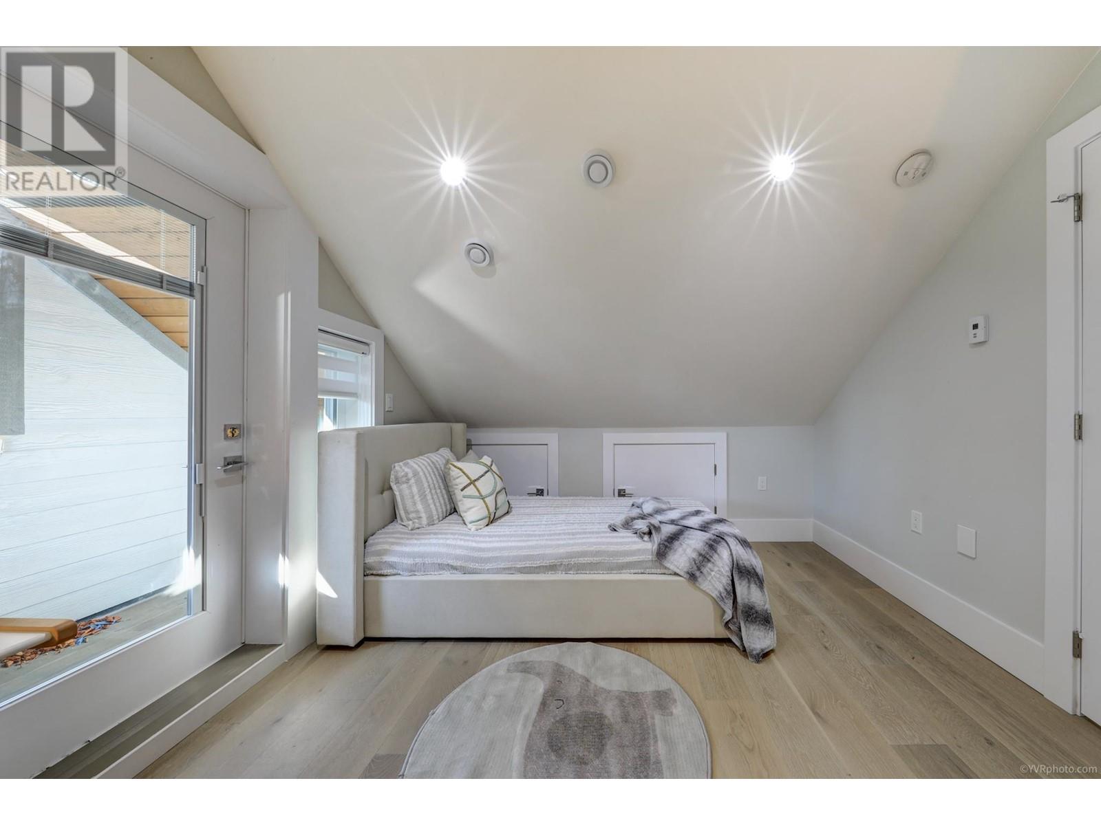 6522 Angus Drive, Vancouver, British Columbia  V6P 5H9 - Photo 25 - R2828812