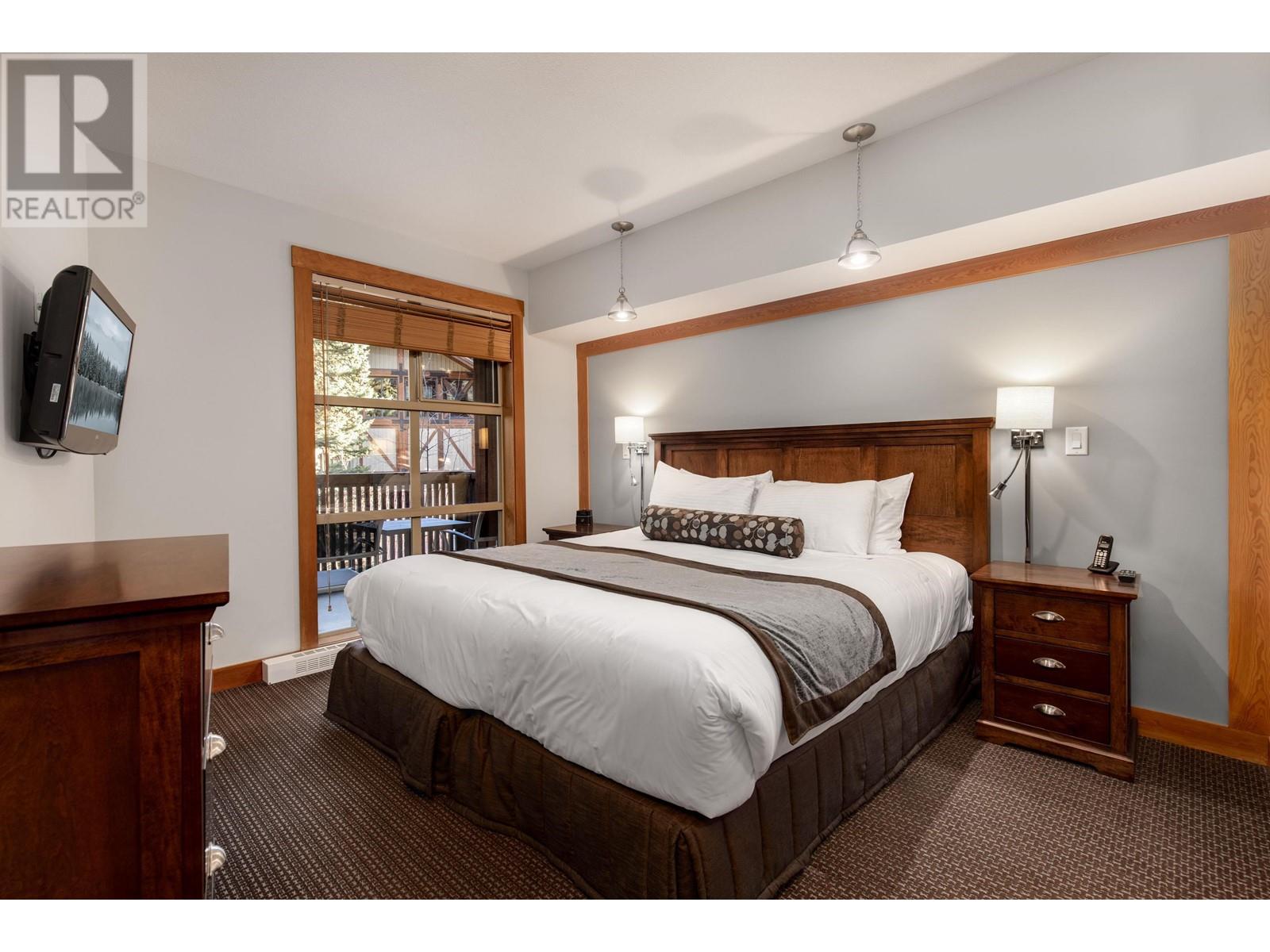 207b 2036 London Lane, Whistler, British Columbia  V8E 0N7 - Photo 6 - R2828844
