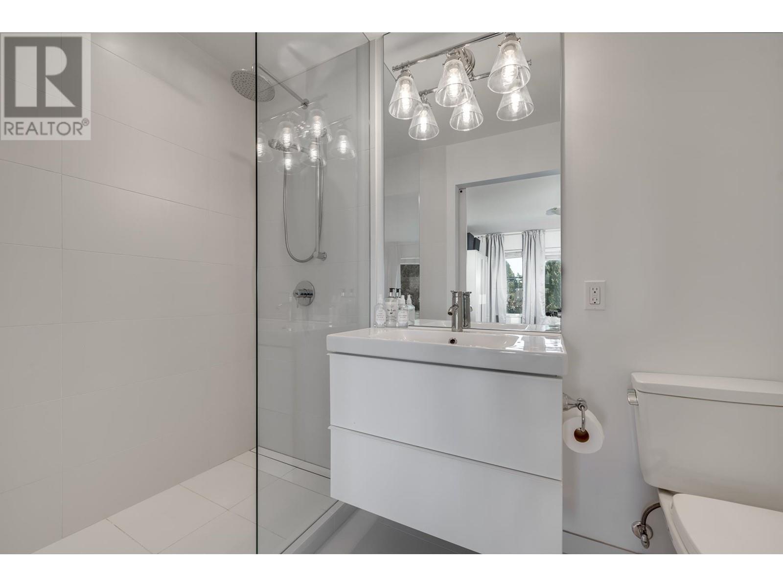 258 66 Street, Delta, British Columbia  V4L 1M8 - Photo 12 - R2828613