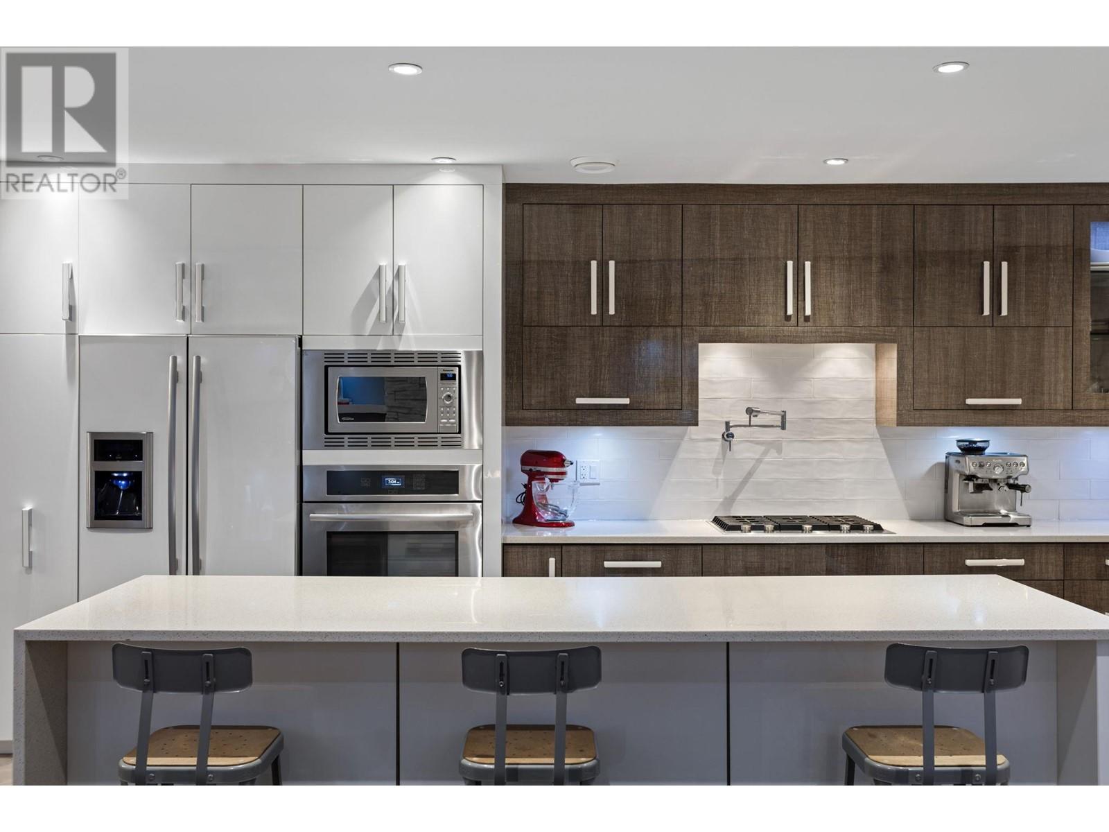 604 E 22nd Street, North Vancouver, British Columbia  V7L 3C9 - Photo 7 - R2828823