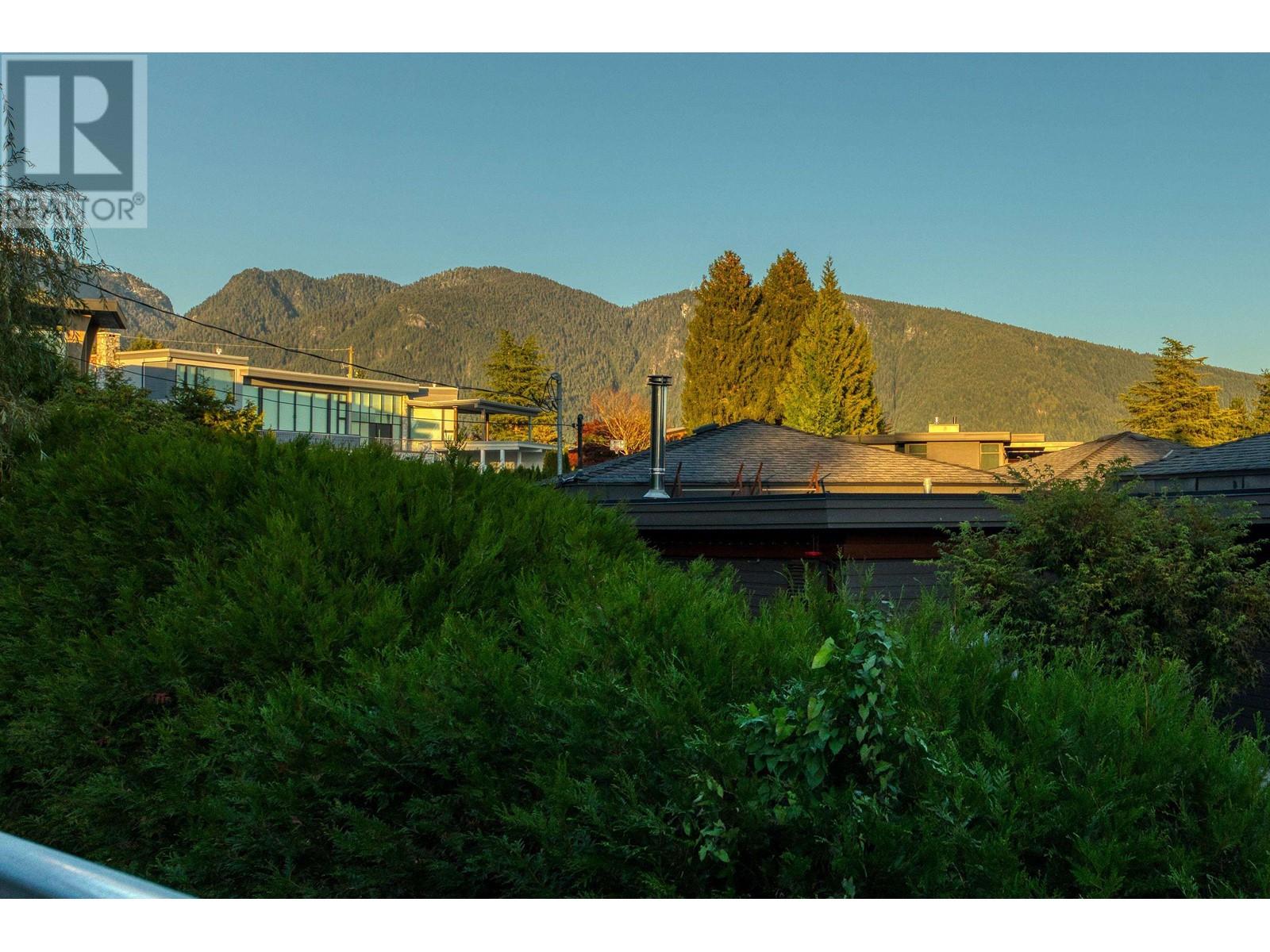 1087 Eyremount Drive, West Vancouver, British Columbia  V7S 2B8 - Photo 24 - R2828860