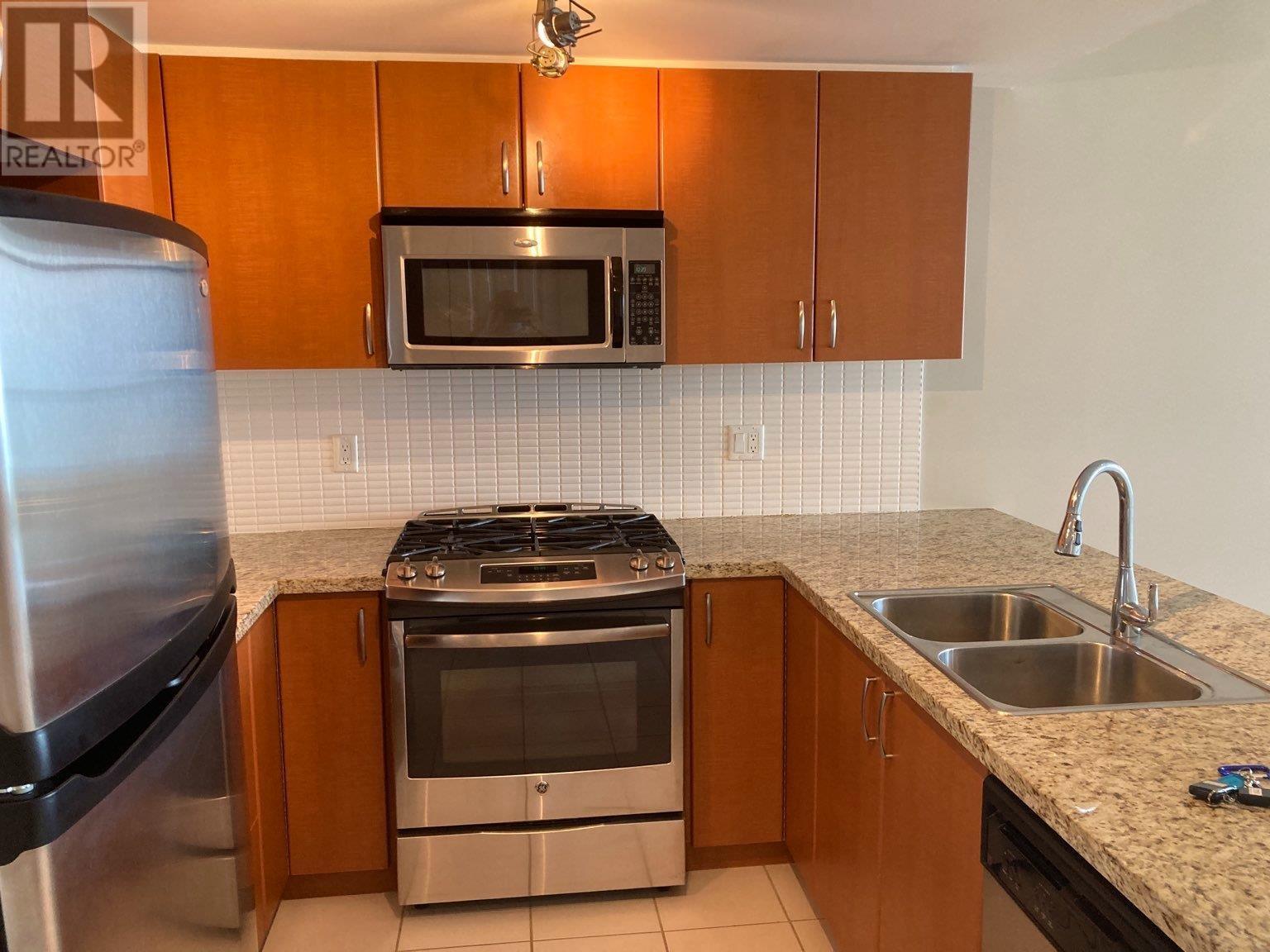 1202 9188 University Crescent, Burnaby, British Columbia  V5A 0A5 - Photo 5 - R2828830