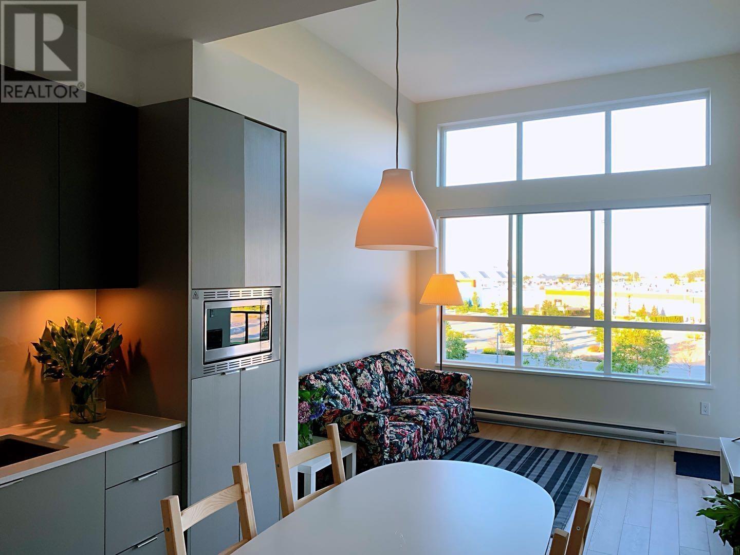 403 1892 STARLING DRIVE, tsawwassen, British Columbia
