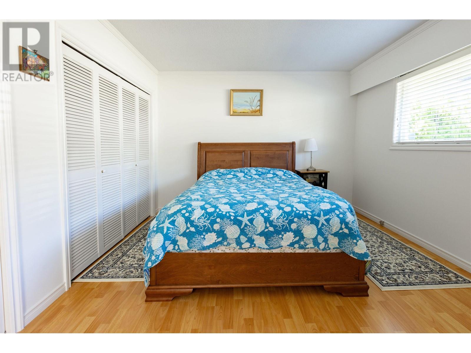 524 Abbs Road, Gibsons, British Columbia  V0N 1V0 - Photo 10 - R2825421