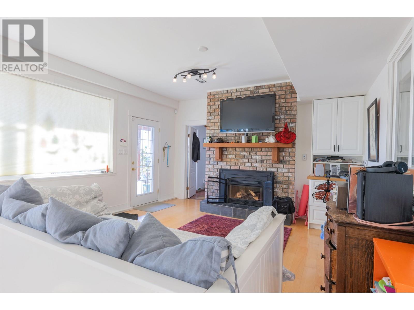524 Abbs Road, Gibsons, British Columbia  V0N 1V0 - Photo 20 - R2825421