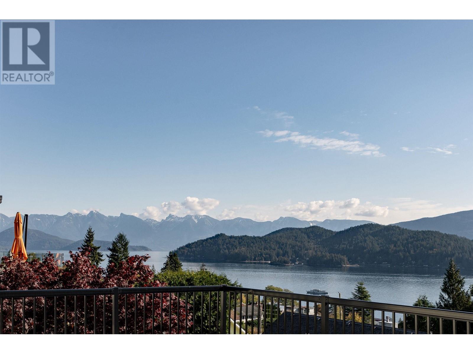 524 Abbs Road, Gibsons, British Columbia  V0N 1V0 - Photo 29 - R2825421